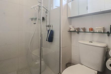 Apartamento à venda com 82m², 2 quartos e 2 vagasBanheiro Social