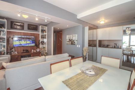 Apartamento à venda com 82m², 2 quartos e 2 vagasSala