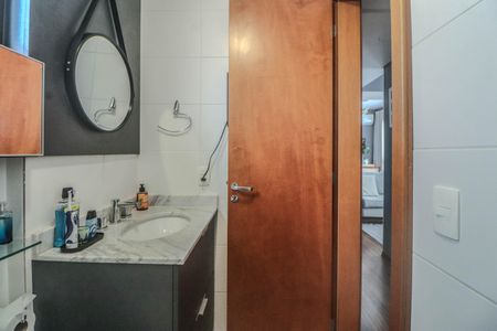 Apartamento à venda com 82m², 2 quartos e 2 vagasBanheiro Social
