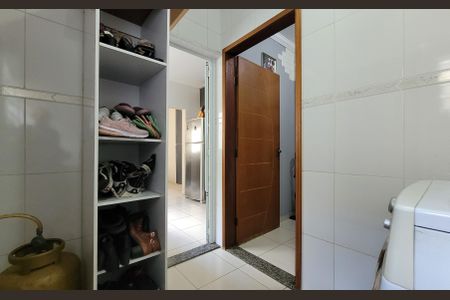 Casa à venda com 157m², 3 quartos e 4 vagasLavanderia