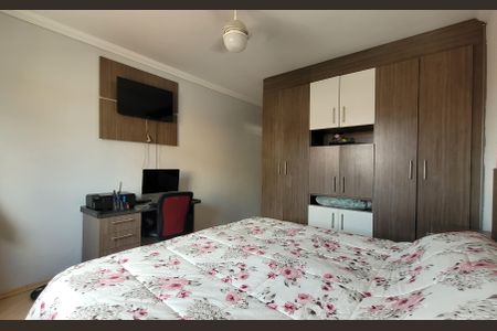 Casa à venda com 157m², 3 quartos e 4 vagasSuíte