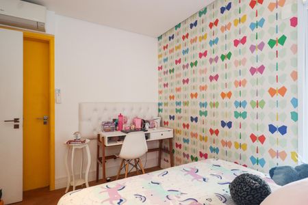 Apartamento à venda com 160m², 3 quartos e 2 vagasSuíte 1