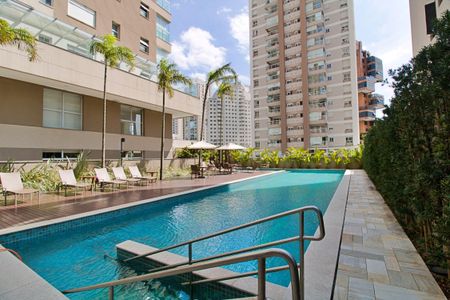 Apartamento à venda com 160m², 3 quartos e 2 vagasÁrea comum - Piscina