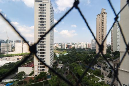 Apartamento à venda com 160m², 3 quartos e 2 vagasVista da Suíte 2