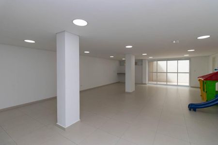 Apartamento à venda com 39m², 1 quarto e 1 vaga Apartamento à venda com 39m², 1 quarto e 1 vagaÁrea comum - Salão de festas