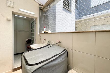 Apartamento à venda com 56m², 2 quartos e 2 vagas Apartamento à venda com 56m², 2 quartos e 2 vagasÁrea de Serviço