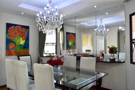 Apartamento à venda com 185m², 4 quartos e 3 vagasSala de Jantar