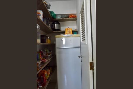 Apartamento à venda com 185m², 4 quartos e 3 vagasDespensa