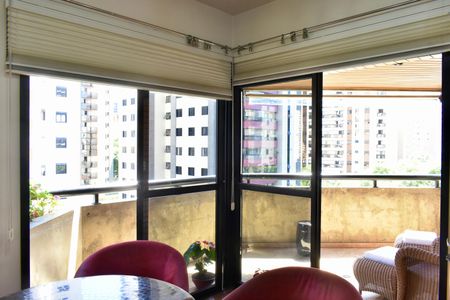 Apartamento à venda com 185m², 4 quartos e 3 vagasSacada