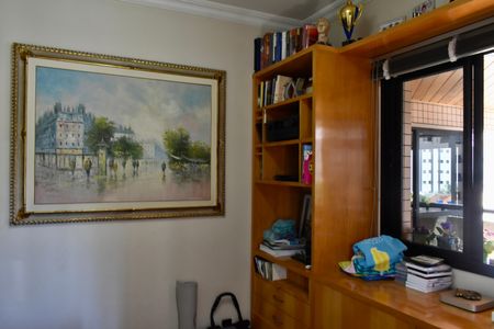 Apartamento à venda com 185m², 4 quartos e 3 vagasEscritório