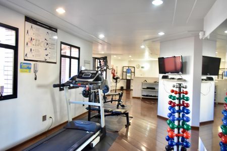 Apartamento à venda com 185m², 4 quartos e 3 vagasÁrea comum - Academia