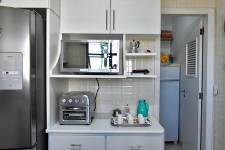 Apartamento à venda com 185m², 4 quartos e 3 vagasCozinha