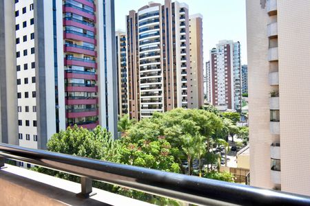 Apartamento à venda com 185m², 4 quartos e 3 vagasSuíte 2