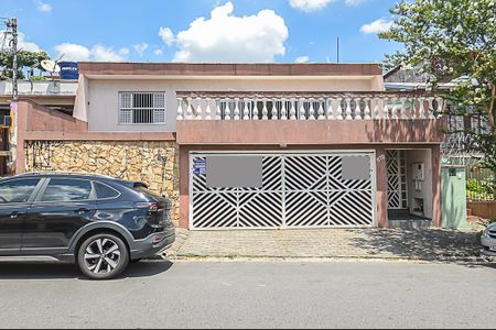 Casa à venda com 250m², 3 quartos e 3 vagas Casa à venda com 250m², 3 quartos e 3 vagasFachada e placa