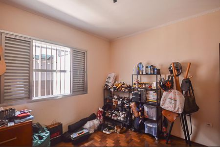 Casa à venda com 250m², 3 quartos e 3 vagas Casa à venda com 250m², 3 quartos e 3 vagasQuarto 1