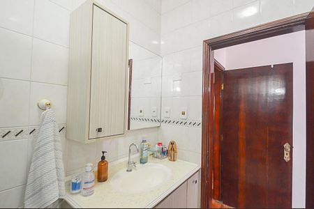Casa à venda com 250m², 3 quartos e 3 vagas Casa à venda com 250m², 3 quartos e 3 vagasBanheiro da Suíte