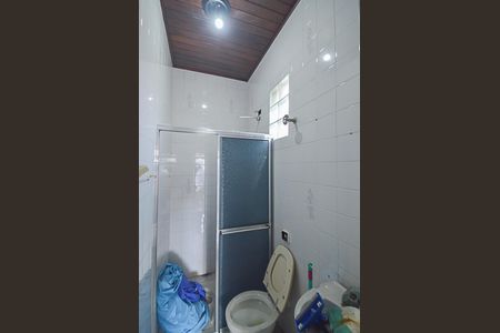 Casa à venda com 250m², 3 quartos e 3 vagas Casa à venda com 250m², 3 quartos e 3 vagasBanheiro de serviço