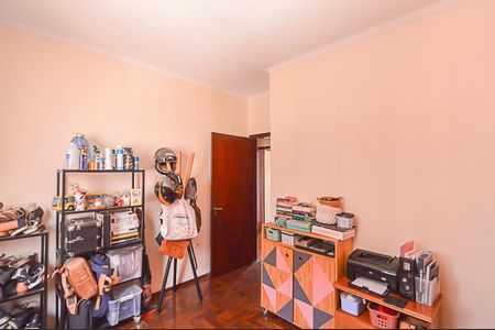 Casa à venda com 250m², 3 quartos e 3 vagas Casa à venda com 250m², 3 quartos e 3 vagasQuarto 1