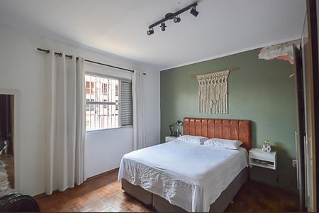 Casa à venda com 250m², 3 quartos e 3 vagas Casa à venda com 250m², 3 quartos e 3 vagasSuíte