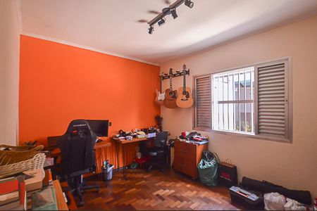 Casa à venda com 250m², 3 quartos e 3 vagas Casa à venda com 250m², 3 quartos e 3 vagasQuarto 1