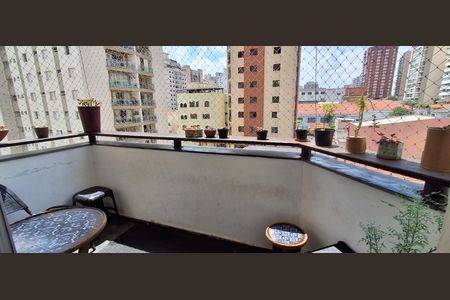 Apartamento à venda com 123m², 3 quartos e 1 vaga Apartamento à venda com 123m², 3 quartos e 1 vagaVaranda suíte