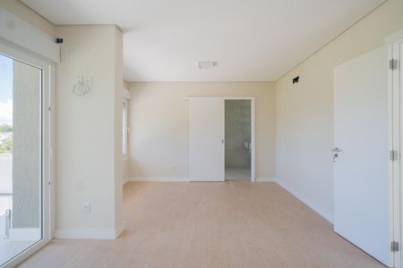 Casa de condomínio à venda com 335m², 3 quartos e 4 vagasQuarto 1