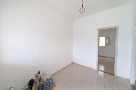 Casa à venda com 82m², 2 quartos e 1 vaga Casa à venda com 82m², 2 quartos e 1 vagaSala