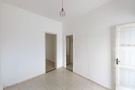 Casa à venda com 82m², 2 quartos e 1 vaga Casa à venda com 82m², 2 quartos e 1 vagaSala