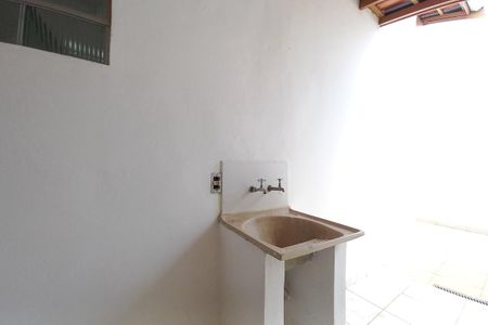 Casa à venda com 82m², 2 quartos e 1 vaga Casa à venda com 82m², 2 quartos e 1 vagaÁrea de Serviço