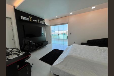 Casa à venda com 1200m², 4 quartos e 8 vagas Casa à venda com 1200m², 4 quartos e 8 vagassuíte 2