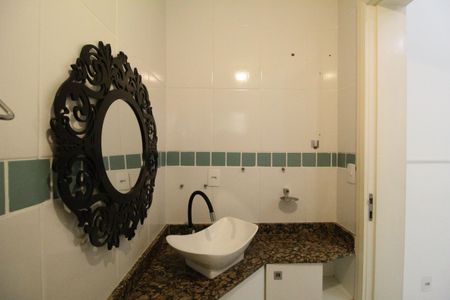 Casa de condomínio à venda com 105m², 3 quartos e 1 vagaBanheiro da suíte 2