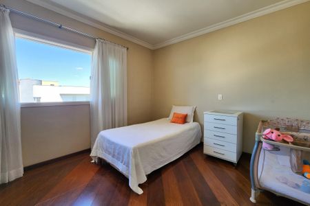 Casa à venda com 447m², 4 quartos e 4 vagas Casa à venda com 447m², 4 quartos e 4 vagasSuíte 1