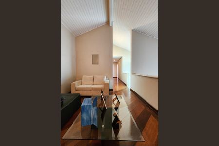 Casa à venda com 447m², 4 quartos e 4 vagas Casa à venda com 447m², 4 quartos e 4 vagasHall dos Dormitórios