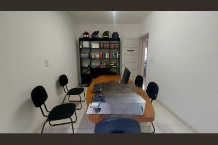 Casa à venda com 100m², 2 quartos e sem vaga