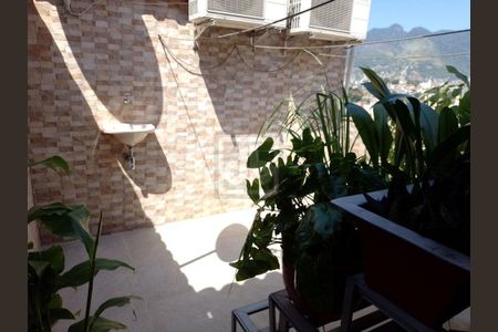 Apartamento à venda com 105m², 2 quartos e 1 vaga