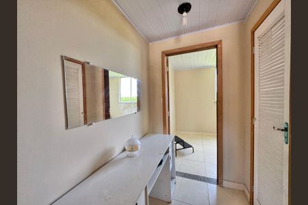 Casa à venda com 28m², 1 quarto e sem vaga Casa à venda com 28m², 1 quarto e sem vagaSala e Cozinha