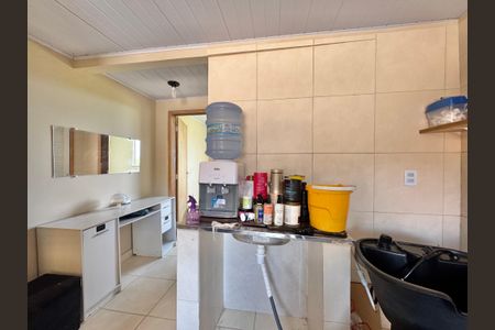 Casa à venda com 28m², 1 quarto e sem vaga Casa à venda com 28m², 1 quarto e sem vagaSala e Cozinha