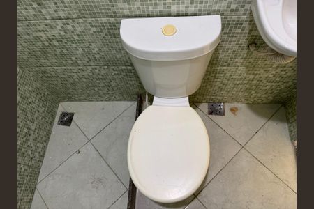 Casa à venda com 22m², 1 quarto e sem vaga Casa à venda com 22m², 1 quarto e sem vagaBanheiro Social