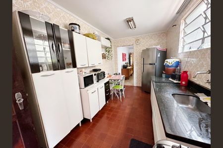 Casa à venda com 149m², 3 quartos e 1 vaga Casa à venda com 149m², 3 quartos e 1 vagaCozinha
