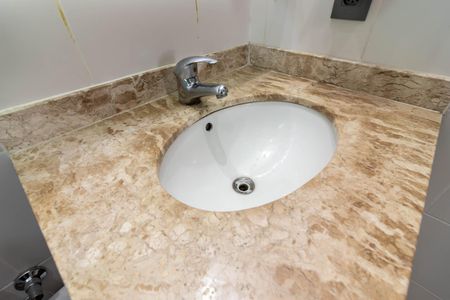 Apartamento à venda com 63m², 2 quartos e 2 vagasBanheiro da Suíte