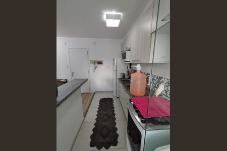 Apartamento à venda com 38m², 1 quarto e 1 vaga Apartamento à venda com 38m², 1 quarto e 1 vagaCozinha - Armários
