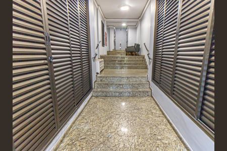 Apartamento à venda com 75m², 3 quartos e sem vagaÁrea comum