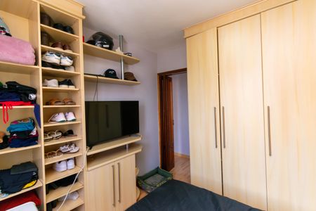 Apartamento à venda com 64m², 3 quartos e 1 vagaQuarto 2