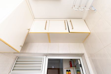 Apartamento à venda com 64m², 3 quartos e 1 vagaÁrea de Serviço