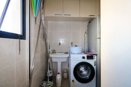 Apartamento à venda com 124m², 3 quartos e 2 vagas Apartamento à venda com 124m², 3 quartos e 2 vagasÁrea de Serviço