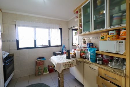 Apartamento à venda com 124m², 3 quartos e 2 vagas Apartamento à venda com 124m², 3 quartos e 2 vagasCozinha