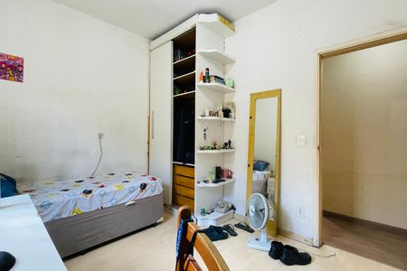 Casa à venda com 280m², 7 quartos e 5 vagas Casa à venda com 280m², 7 quartos e 5 vagasQuarto 3 - Casa 2