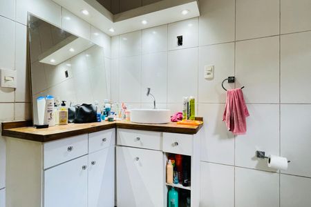 Casa à venda com 280m², 7 quartos e 5 vagas Casa à venda com 280m², 7 quartos e 5 vagasBanheiro 2 - Casa 2
