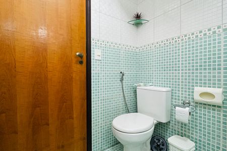 Casa à venda com 280m², 7 quartos e 5 vagas Casa à venda com 280m², 7 quartos e 5 vagasBanheiro 1 - Casa 1