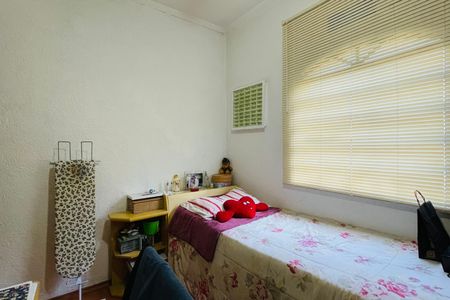 Casa à venda com 280m², 7 quartos e 5 vagas Casa à venda com 280m², 7 quartos e 5 vagasQuarto 2 - Casa 1